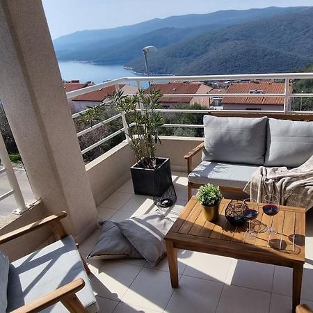 Apartment Cami -Stylish Apartment With A Beautiful Seaview Rabac Buitenkant foto