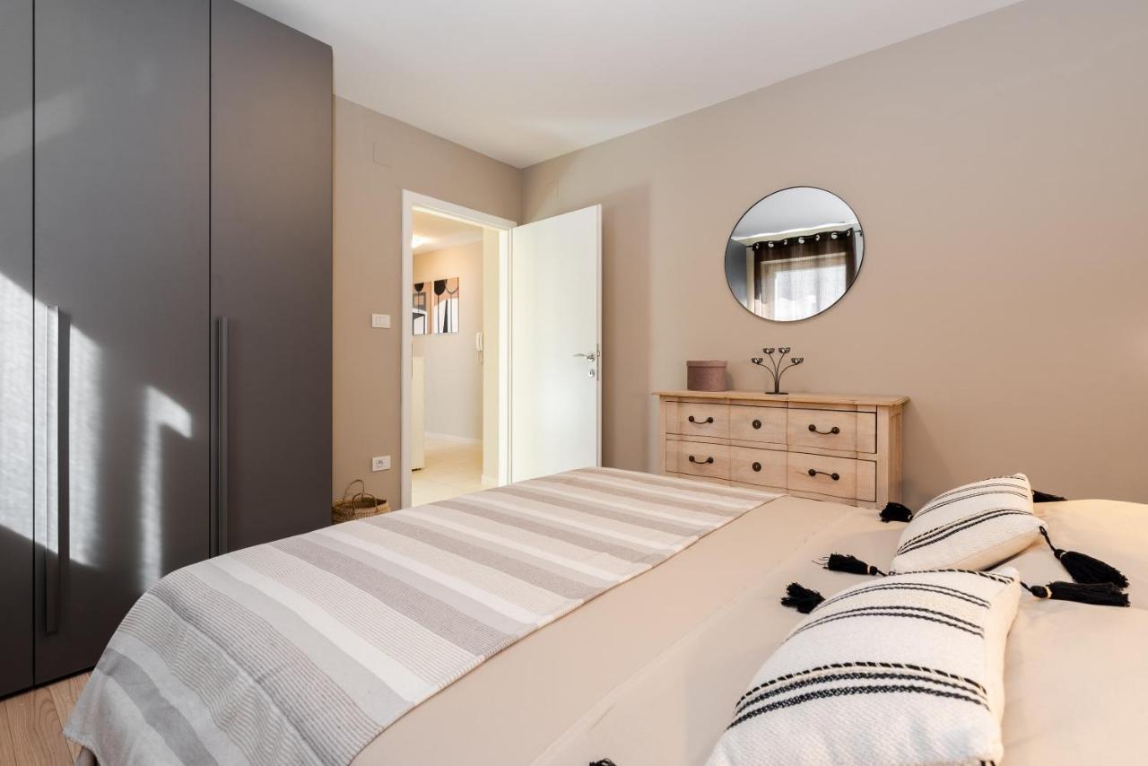 Apartment Cami -Stylish Apartment With A Beautiful Seaview Rabac Buitenkant foto